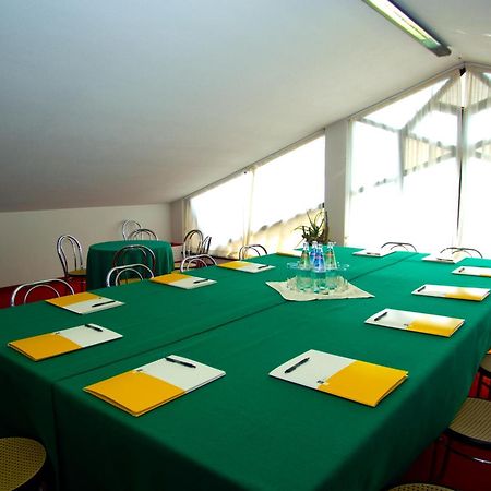 Grand Hotel Ambasciatori Wellness & Spa Chianciano Terme Bagian luar foto