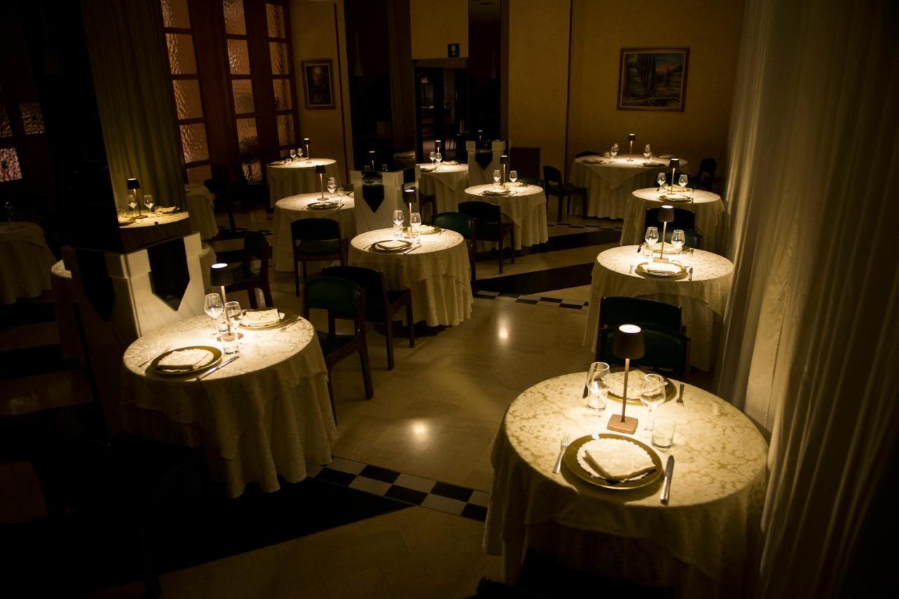 Grand Hotel Ambasciatori Wellness & Spa Chianciano Terme Bagian luar foto