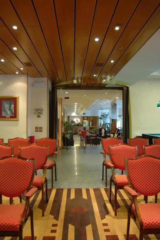 Grand Hotel Ambasciatori Wellness & Spa Chianciano Terme Bagian luar foto