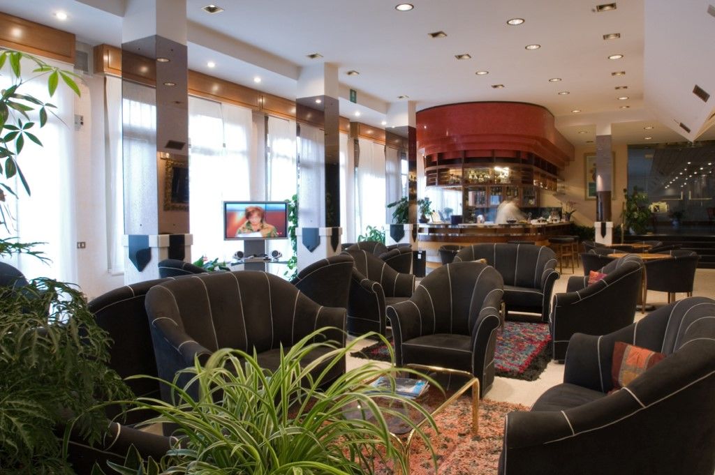 Grand Hotel Ambasciatori Wellness & Spa Chianciano Terme Bagian luar foto