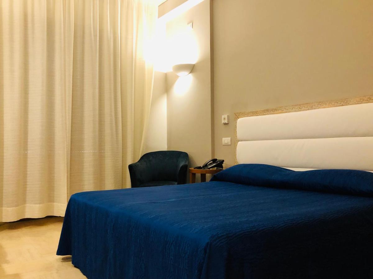 Grand Hotel Ambasciatori Wellness & Spa Chianciano Terme Bagian luar foto